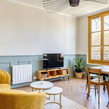 Raf & Liza Sublime F2 Proche Vieux-marche *