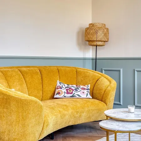 Raf & Liza Sublime F2 Proche Vieux-marche *