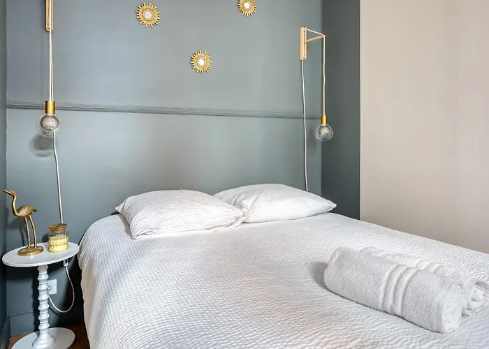 Raf & Liza Sublime F2 Proche Vieux-marche *