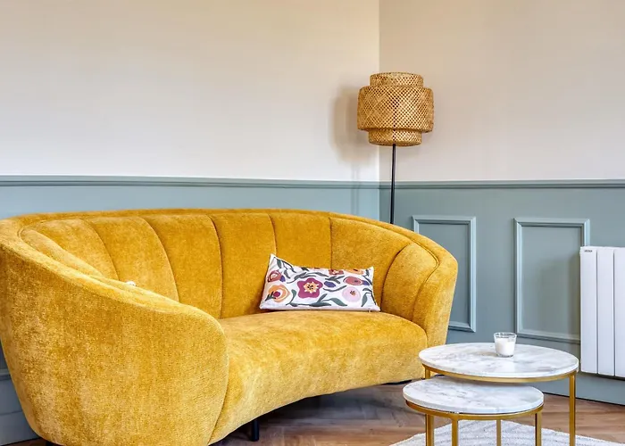 Raf & Liza Sublime F2 Proche Vieux-marche *